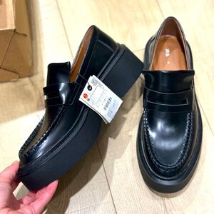 Zara loafers size 39 NWT platform loafers real leather